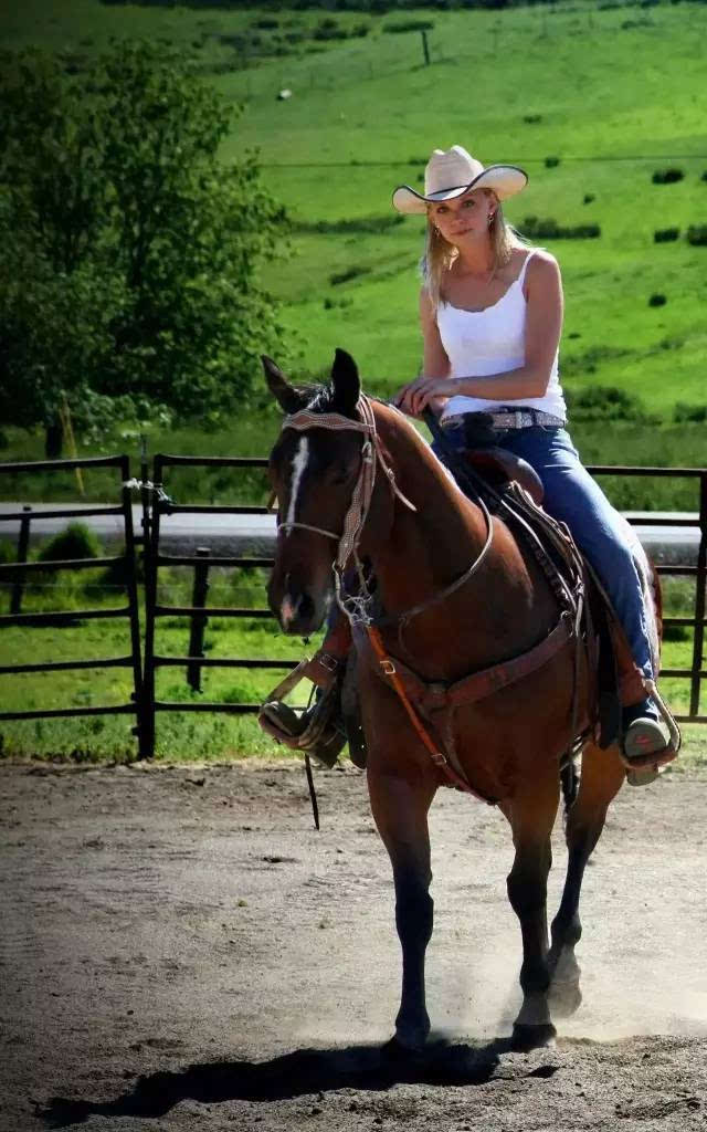 字母哥多次遭到塔克的无情封盖 最终雄鹿击败火箭【kycom】(图2) 字母哥多次遭到塔克的无情封盖 最终雄鹿击败火箭【kycom】(图2)