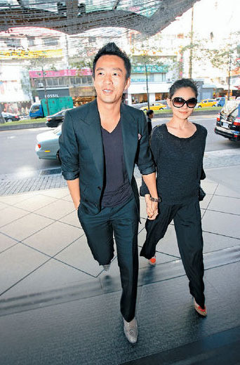 南部观察室:伤兵满营的拜仁如何实现瓜帅3-4-3?：ky.com(图2)