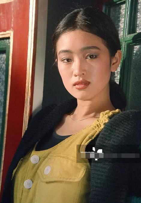 三节战报：詹皇32+7+7送追身大帽 骑士83-73绿军|ky com(图2)