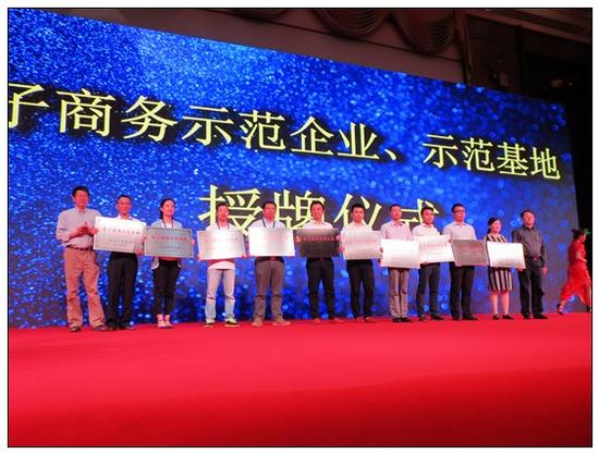 ky com_香酥小油条的做法_香酥小油条怎么做_最初的最美❤的菜谱(图2)